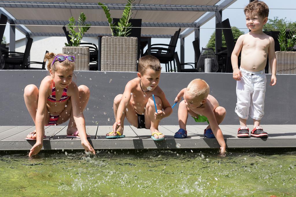 Hotel Pagony Wellness Nyiregyhaza Ngoại thất bức ảnh