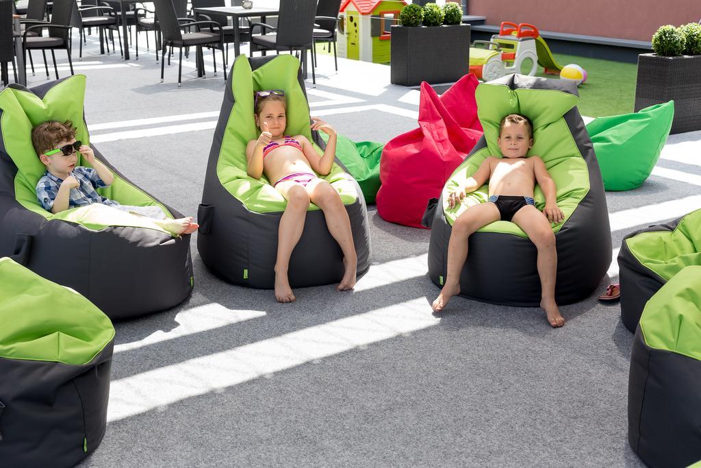Hotel Pagony Wellness Nyiregyhaza Ngoại thất bức ảnh