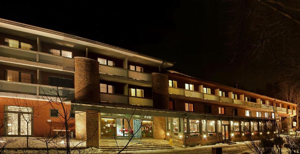 Hotel Pagony Wellness Nyiregyhaza Ngoại thất bức ảnh