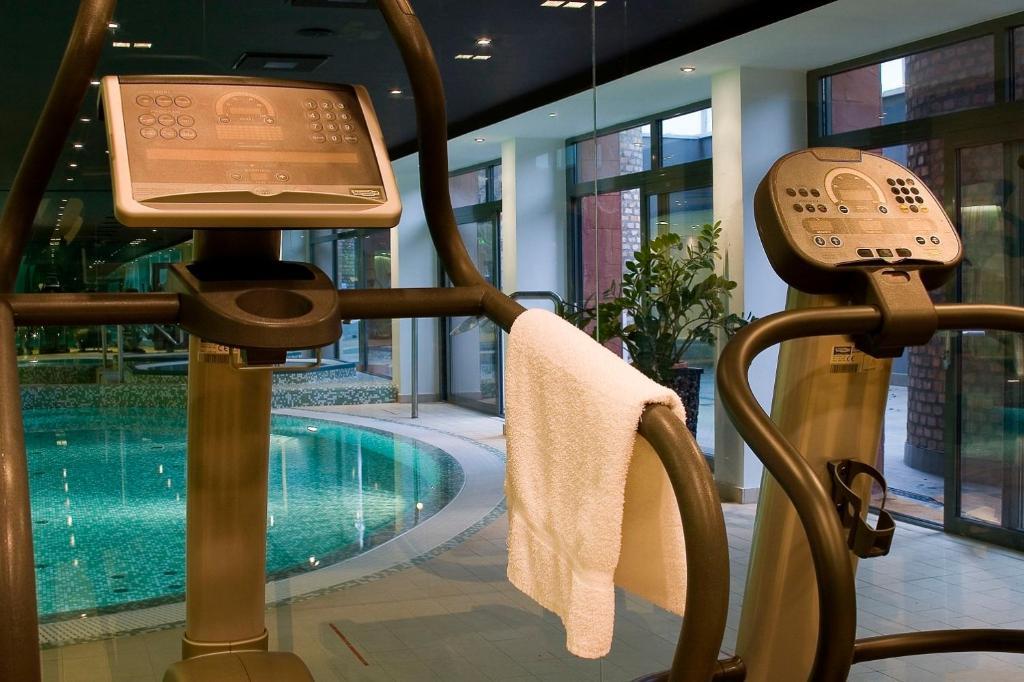 Hotel Pagony Wellness Nyiregyhaza Ngoại thất bức ảnh